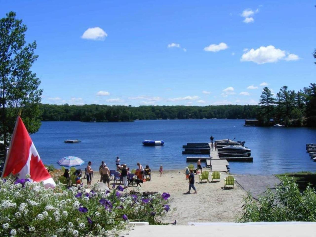 Cuddly Cabin At The Lake On Muskoka Shores Villa Otter Lake Exterior photo